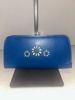 Vintage Amity Blue Floral Accent Women's Wallet